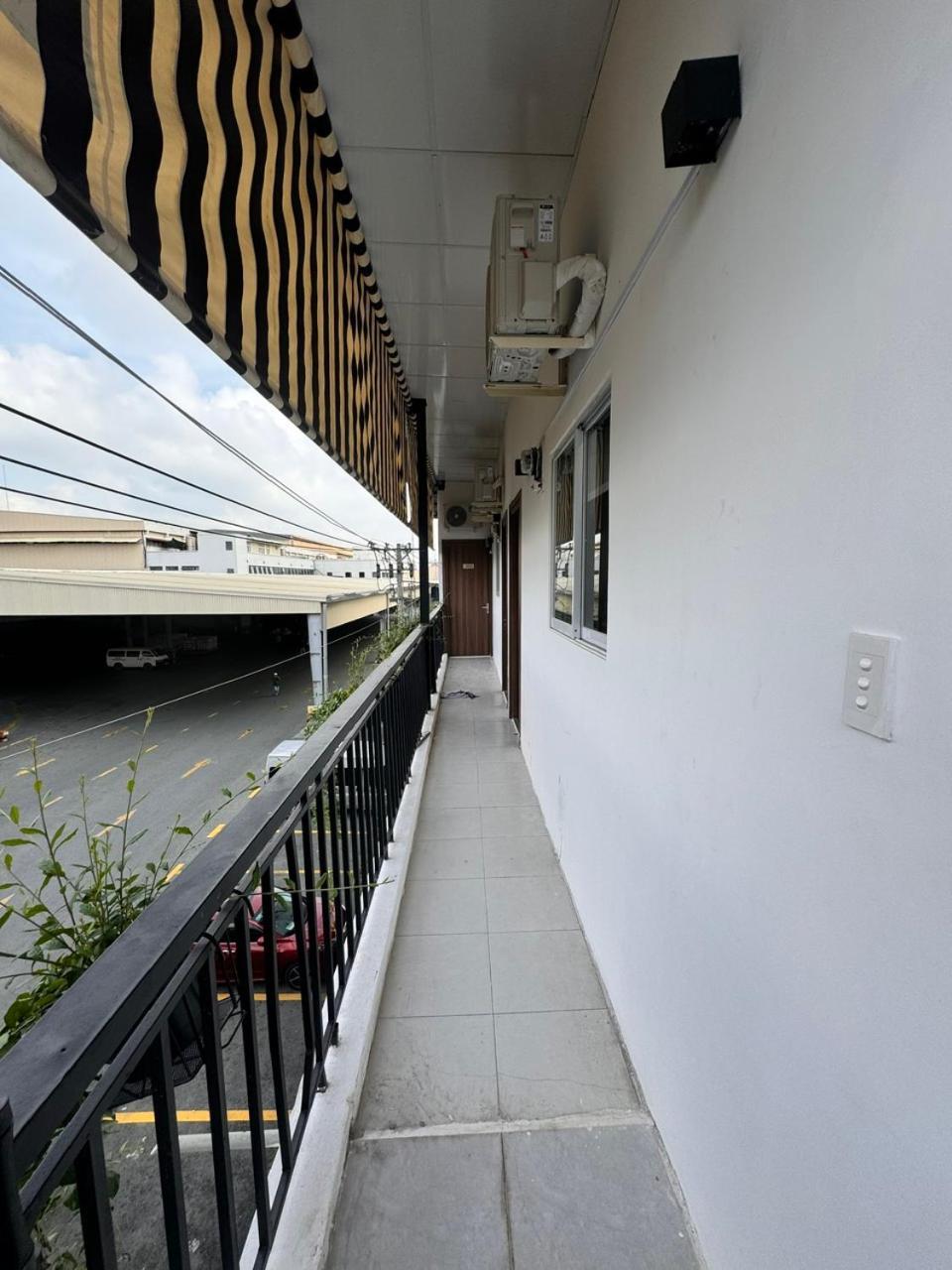 Cozy Home Airport - Self Check-In 247 Ho-Chi-Minh-Stadt Exterior foto